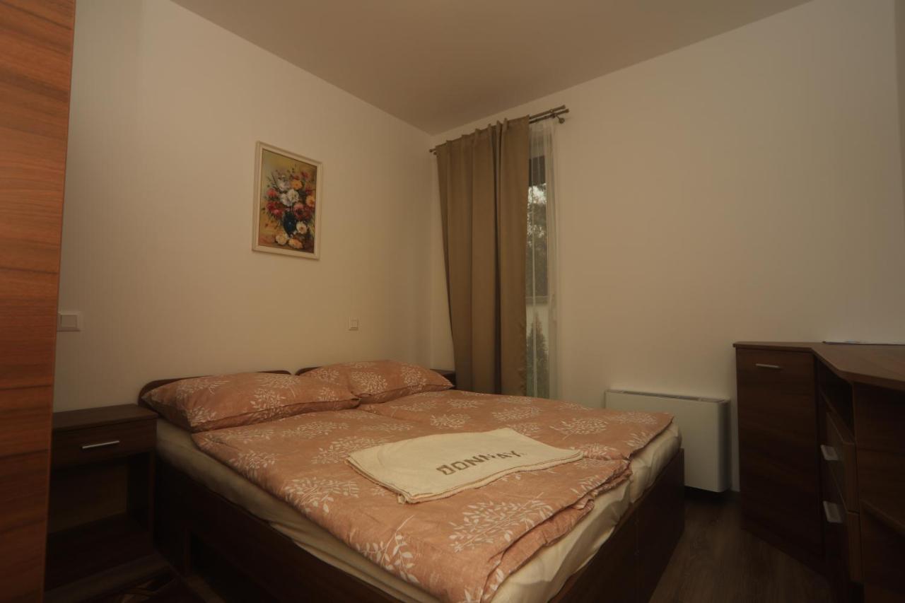 Adam Guesthouse I. Kecskemét Buitenkant foto